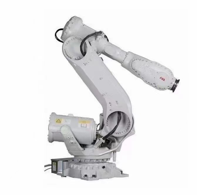 عملية توزيع ذراع الروبوت ABB IRB 6700 ABB لخط حزمة البطارية 3 أمتار