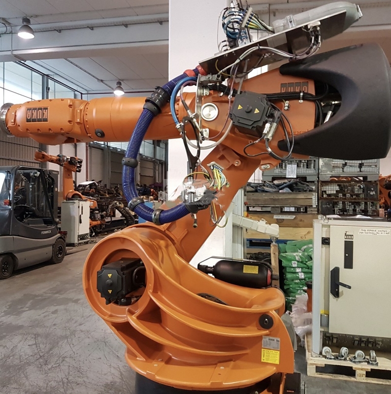 Kuka Kr 500 6 Axis Robot Arm لتصنيع مقبض 500 كجم من المكونات الثقيلة الكبيرة